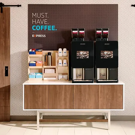 Holiday Inn Express South Burlington - Downtown By Ihg-2